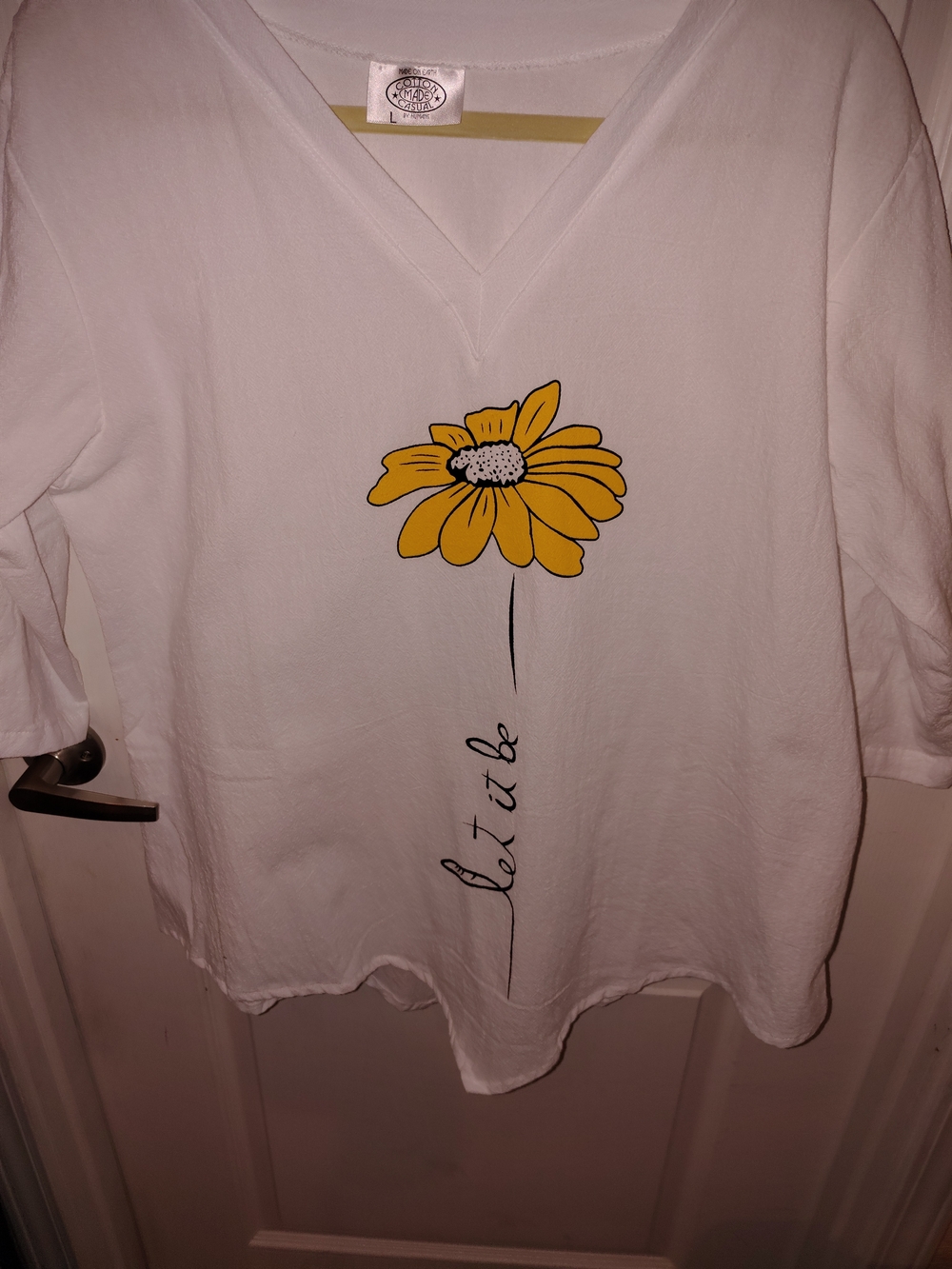 Let It Be Daisy Graphic V-Neck Tunic - White/Yellow